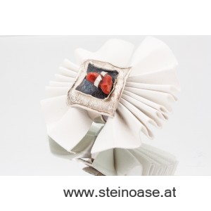 Exquisiter Ring Silber & Koralle